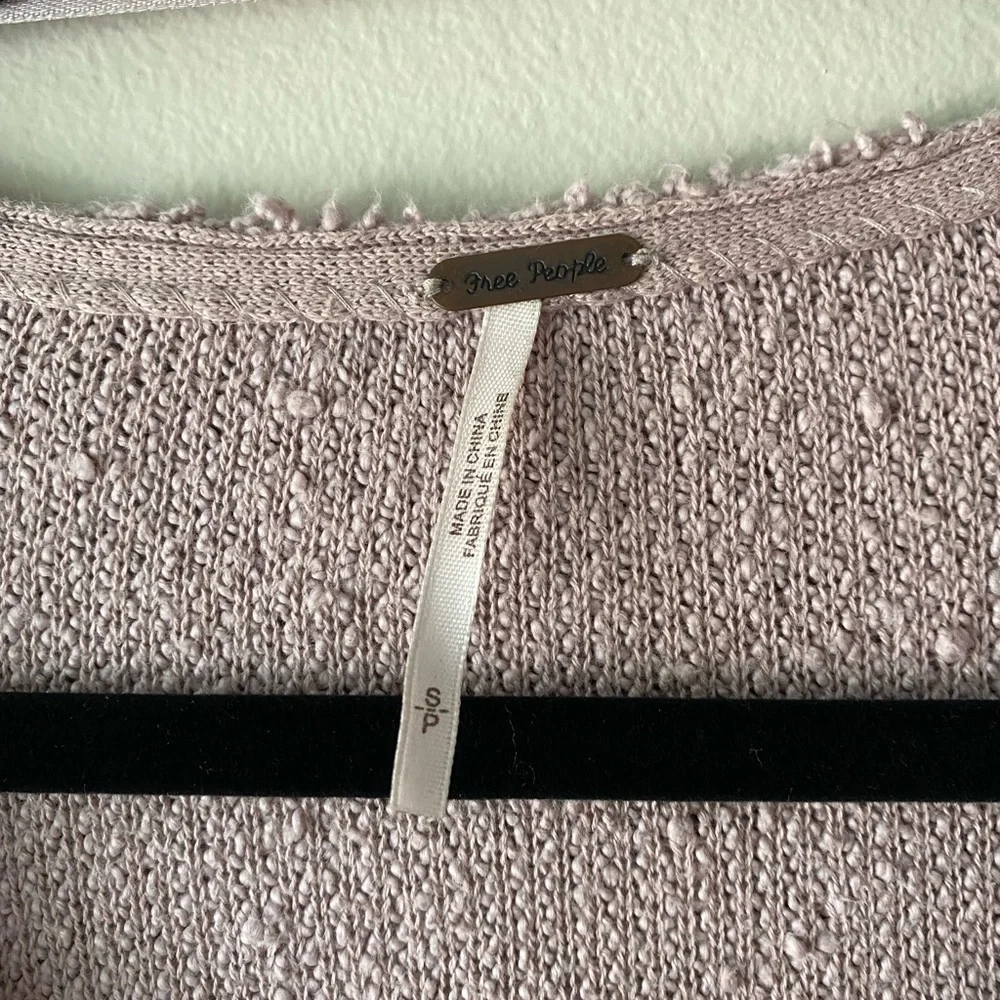 Free People Blush Pink Textured V-Neck Sweater - Picture 6 of 6